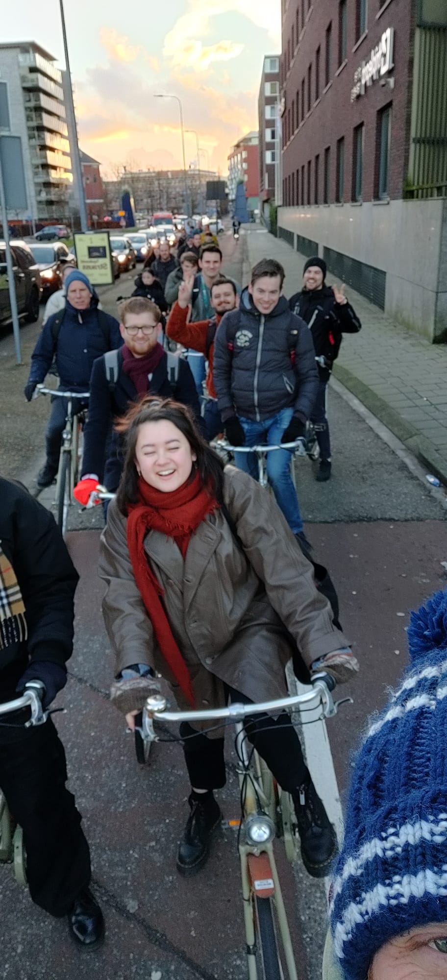 3. Op de fiets.jpg